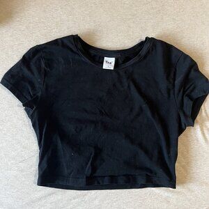 aritzia tna black crop top